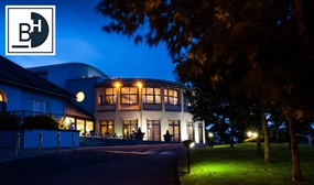 1, 2 or 3 Night B&B for 2, Mountain View Upgrade, Prosecco & More at Ballyroe Heights Hotel, Kerry