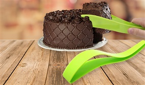 Adjustable Cake Slicer