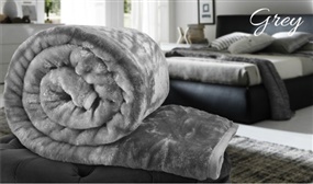 BLACK FRIDAY PREVIEW: Luxury Soft Faux Mink Fleece Throws in 3 Sizes & Multiple Colours
