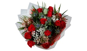 Valentines Bouquet of 12 Luxury Red Roses with Nationwide Delivery