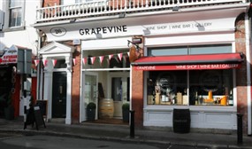 Bottle of Wine and 4 Small Plates for 2 People at Grapevine Dalkey