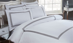 White and Silver 100% Egyptian Cotton 300 Thread Count Duvet Cover Set
