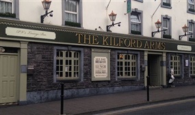 Medieval Kilkenny City escape near landmark sites