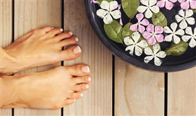 1-Hour Spa Pedicure with Polish