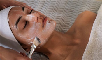 Luxury Half Day Pamper Package with 5 Treatments & Access to Fabulous Leisure Facilities 