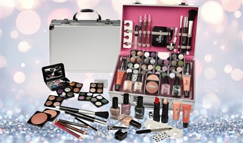 Up to 80 Piece Vanity Make-Up Sets From €16.99