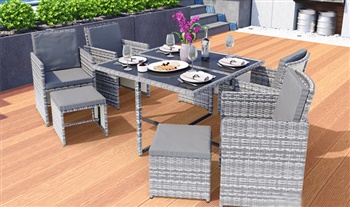 END OF SEASON SALE: €399.99 for an 8 Seater Rattan Cube Set with Rain Cover