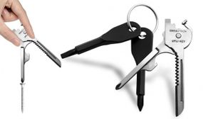 Mini Multifunctional Screwdriver Keyring