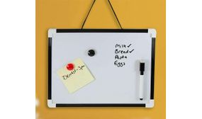 Family Planner - A4 Whiteboard With Handy Magnets & Marker