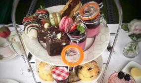 Sparkling Afternoon Tea for 2 or 4 People 