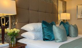 4* stay at one of Killarneyâs most popular family-owned hotels including a Welcome Drink, & More