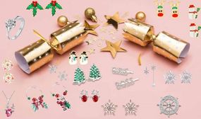 Luxury Christmas Crackers with Jewellery and Wine Accessories - 6 or 12 Pack