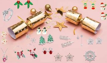 Luxury Christmas Crackers with Jewellery and Wine Accessories - 6 or 12 Pack