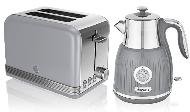 swan retro kettle and toaster