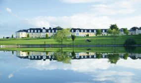 Renowned 4* Hotel Stay with award-winning spa and golf course including Main Course & more