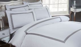 White and Silver 100% Egyptian Cotton 300 Thread Count Duvet Cover Set