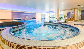 1 or 2 Nights Stay for 2 People including Full Irish Breakfast and Spa Credit 