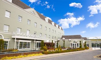 1 or 2 Nights Stay for 2 People including Full Irish Breakfast and Spa Credit 