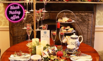 Festive Afternoon Tea for 2 People with a Bottle of Prosecco Option